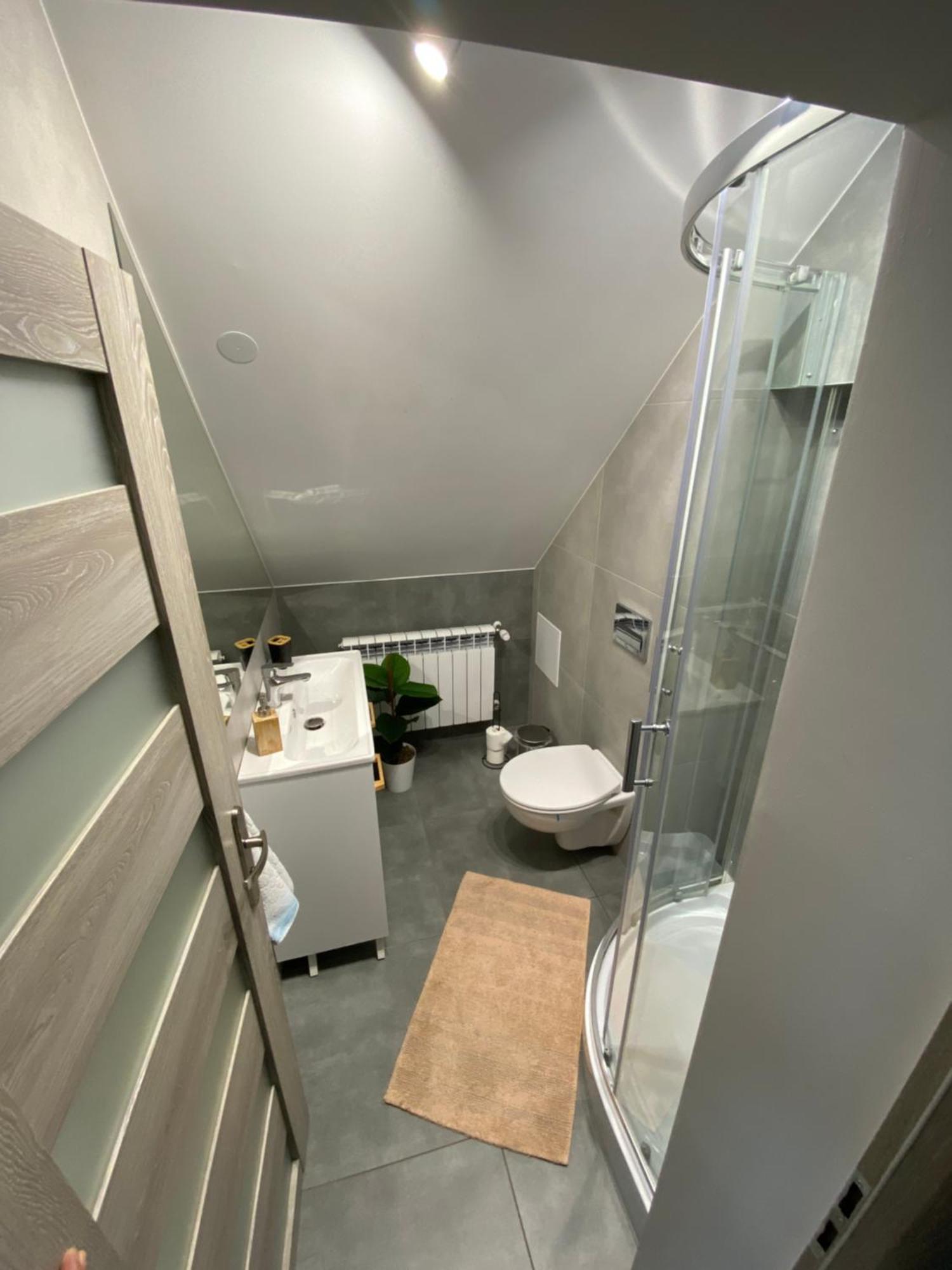 Apartamenty Lesna Osiem Jezow Sudecki Bilik gambar
